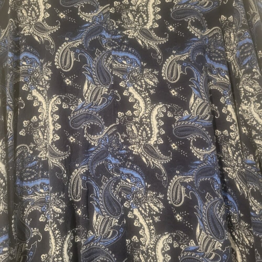 Larace tunic top in blue paisley Size 4x Plus Host Pick - Picture 4 of 5